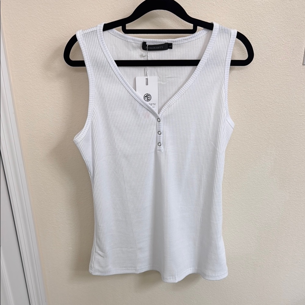 White Fitted Sleeveless Tank Top